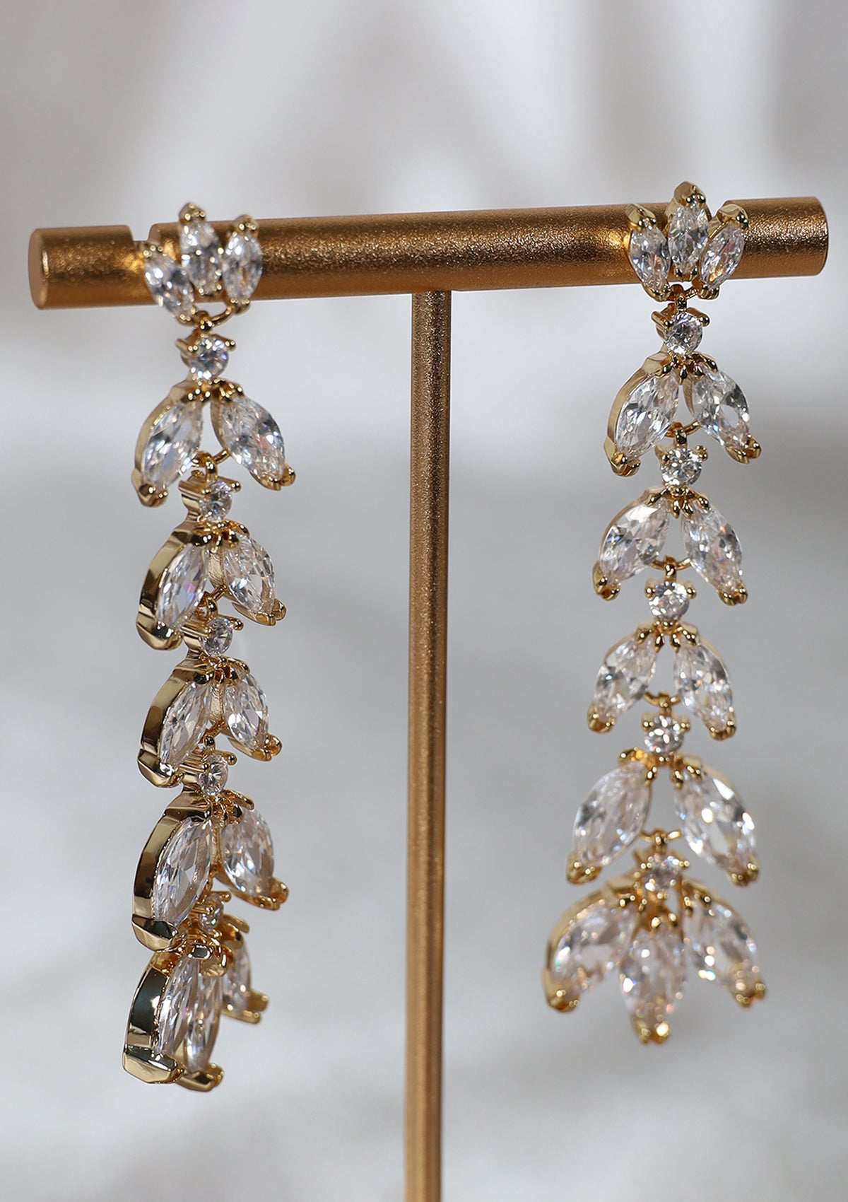 LONG LEAF CRYSTAL ZIRCON EARRINGS