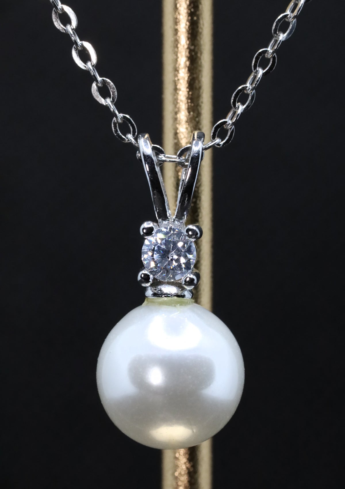 CLASSIC FRESHWATER PEARL MOISSANITE SILVER NECKLACE