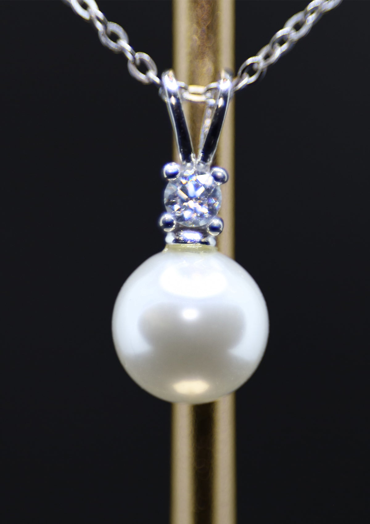 CLASSIC FRESHWATER PEARL MOISSANITE SILVER NECKLACE