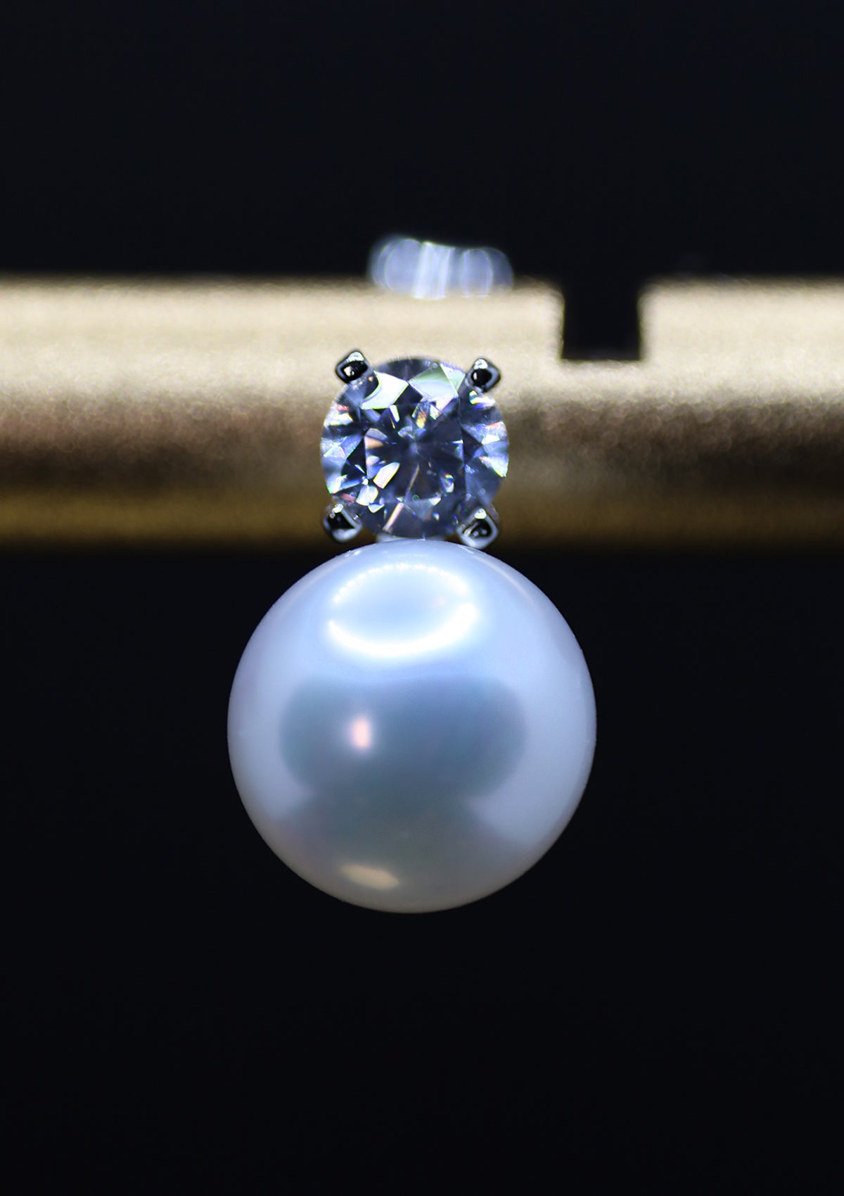 CLASSIC FRESHWATER PEARL S925 EARRINGS