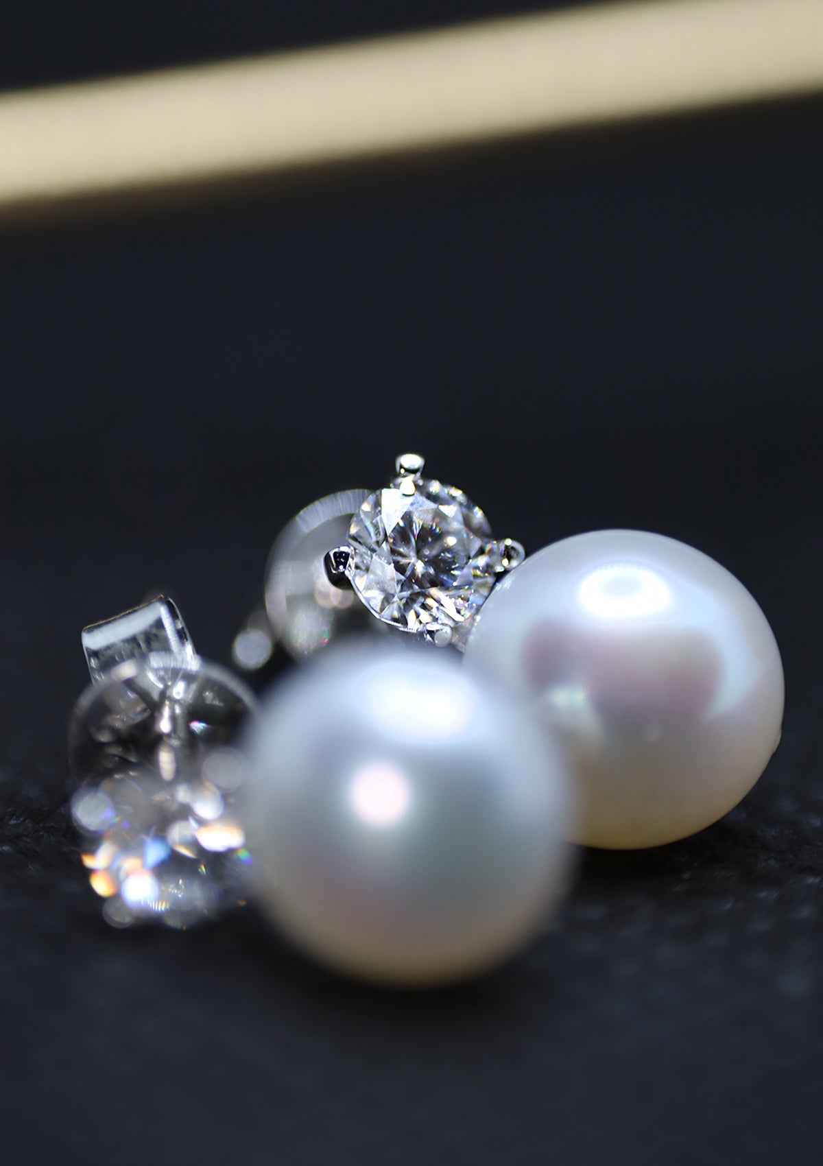 CLASSIC FRESHWATER PEARL S925 EARRINGS