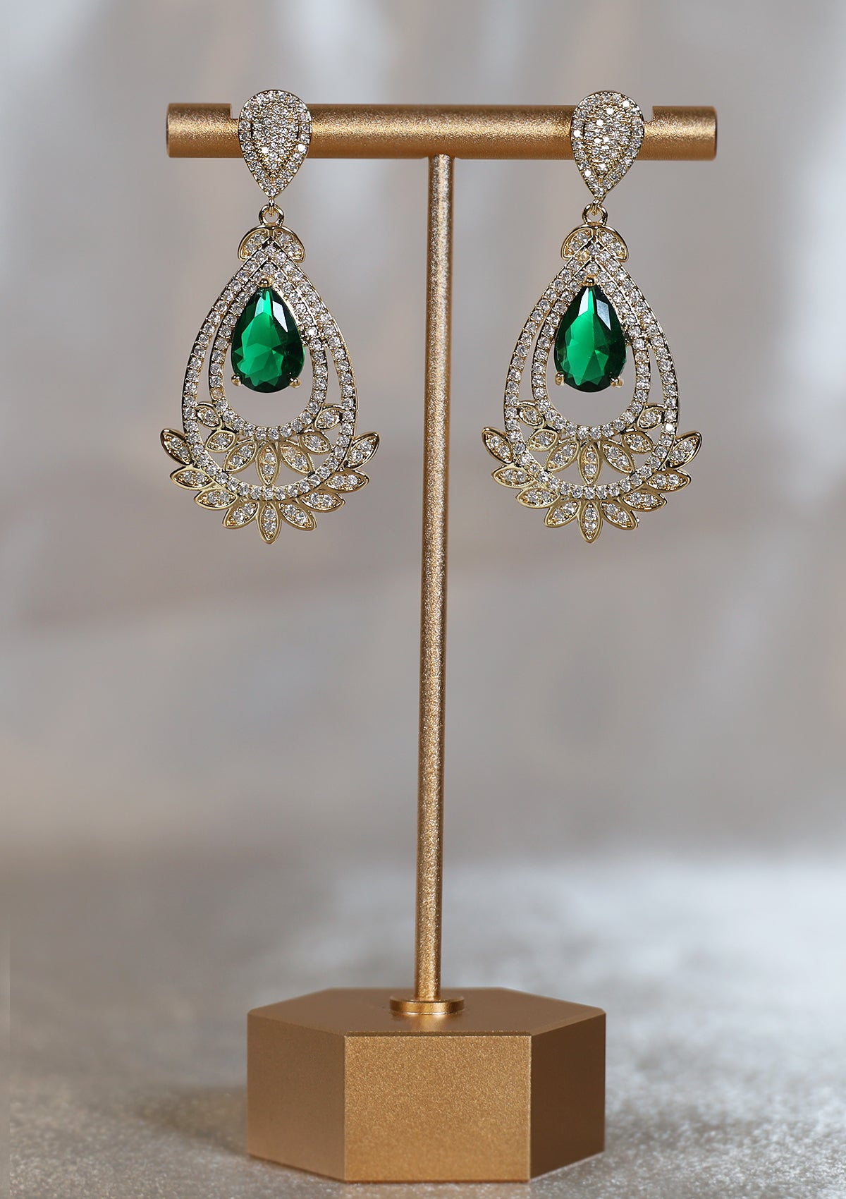 EMERALD GOLD ZIRCON EARRINGS