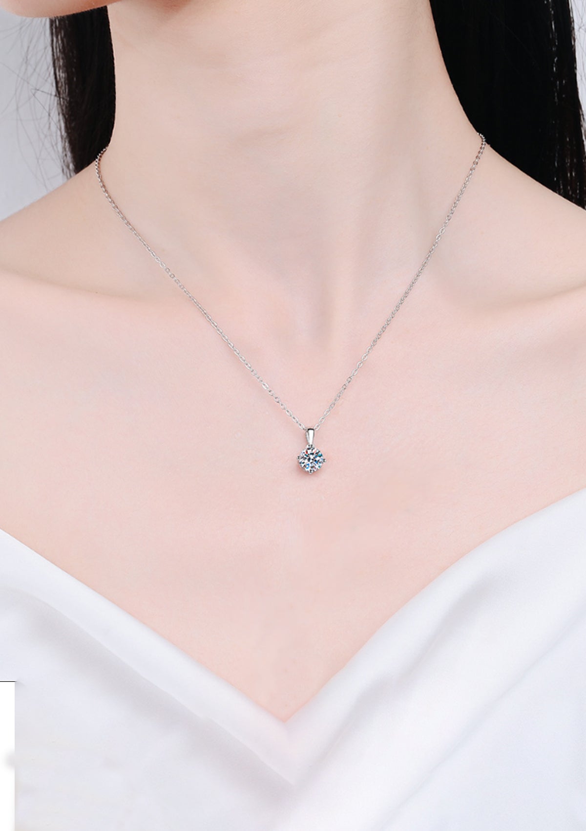 1CT MOISSANITE FOURCLAW STERLING SILVER NECKLACE